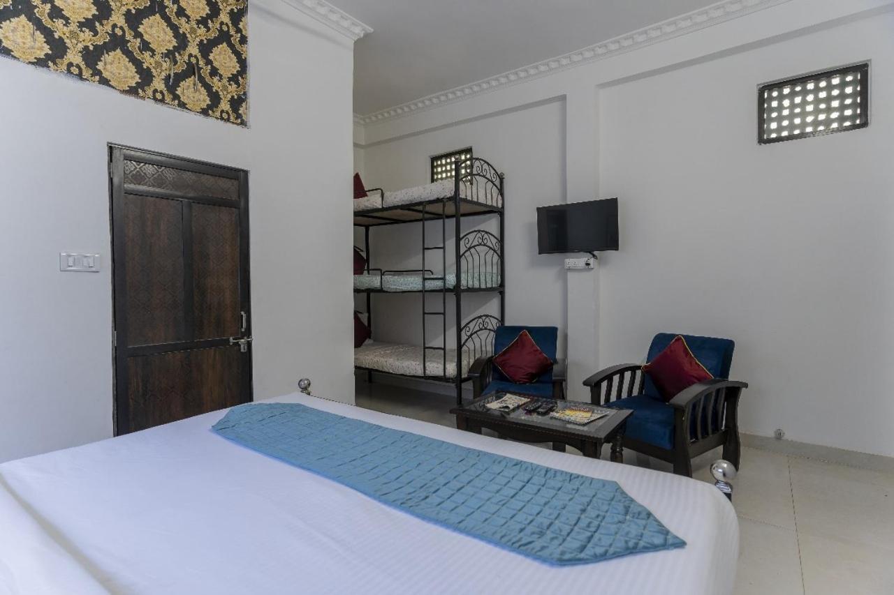 Emperor Palace A Heritage Villa Udaipur Room photo